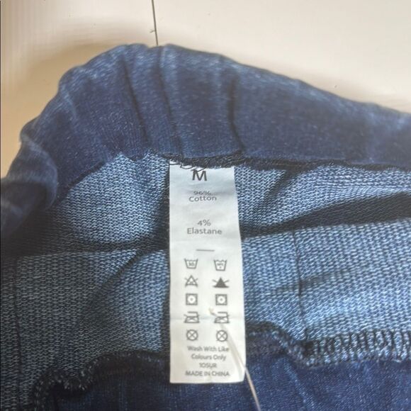 Halara Women's Blue Jean skirt - Picture 7 of 9